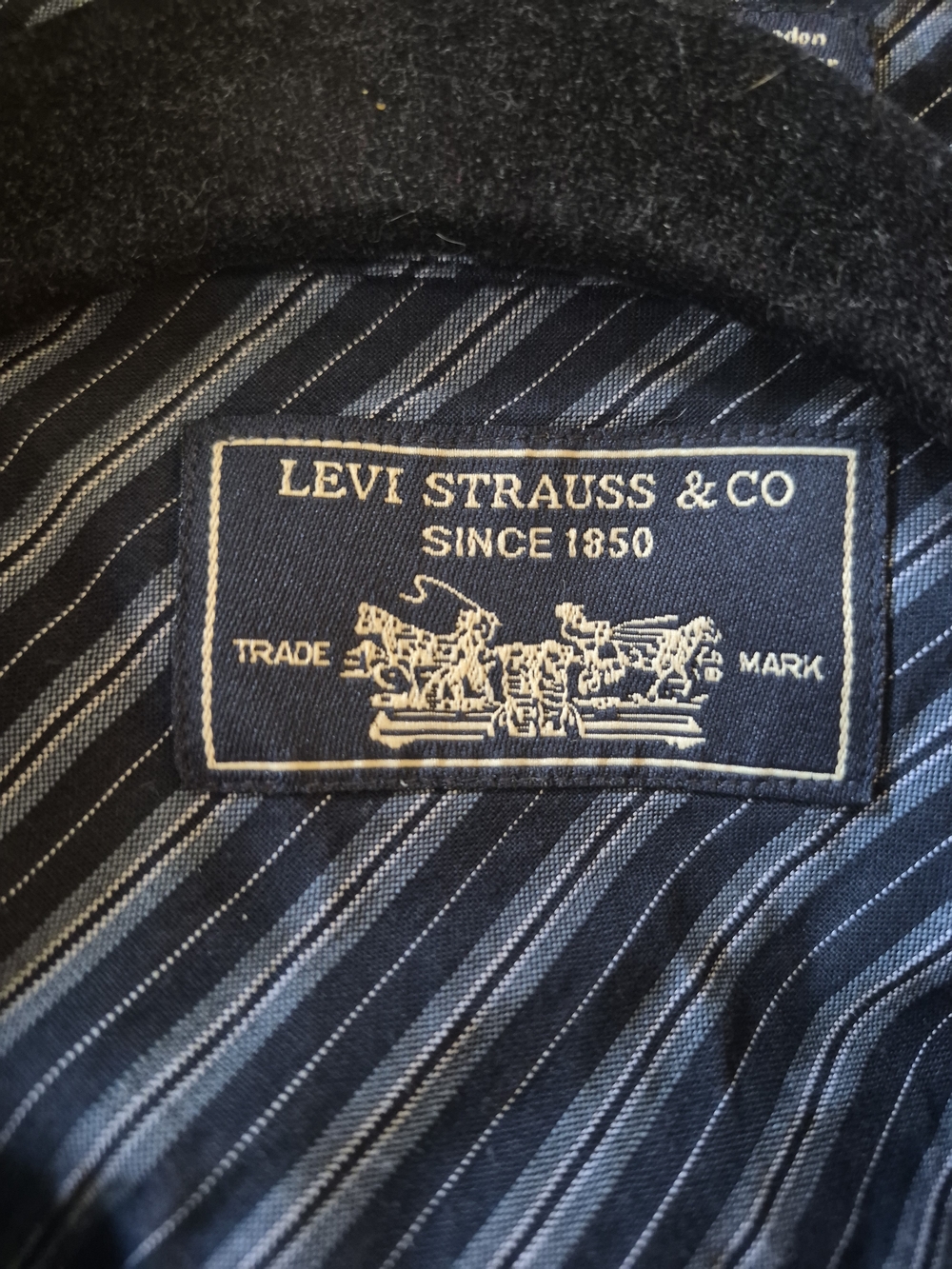 Levi's Dark Navy Button-Front Shirt JacketL - Picture 2 of 3